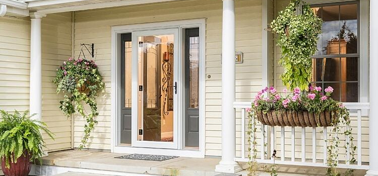screen door installation in Tara Hills